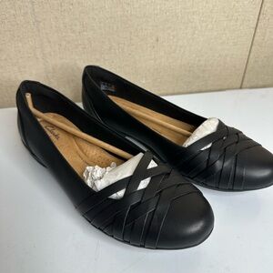 Clarks Black Braided Toe Slip-On Flats